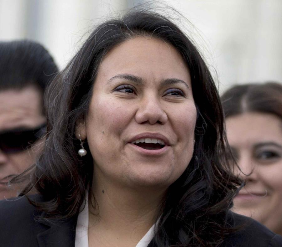 Verónica Escobar, representante electa por Texas (semisquare-x3)