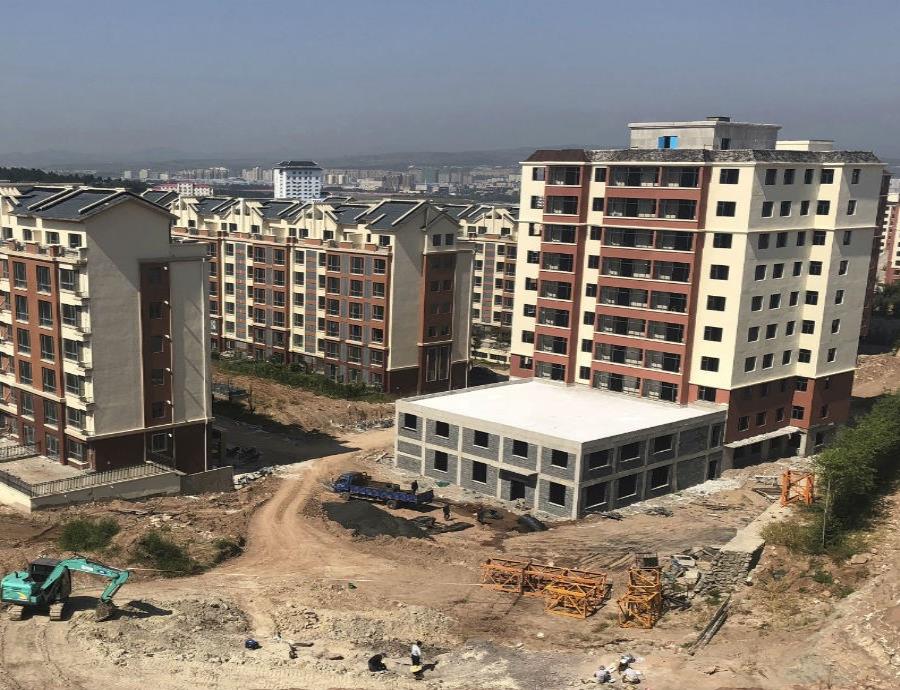 Se encontraron fósiles de dinosaurios durante la construcción de un complejo de edificios en China. (semisquare-x3)