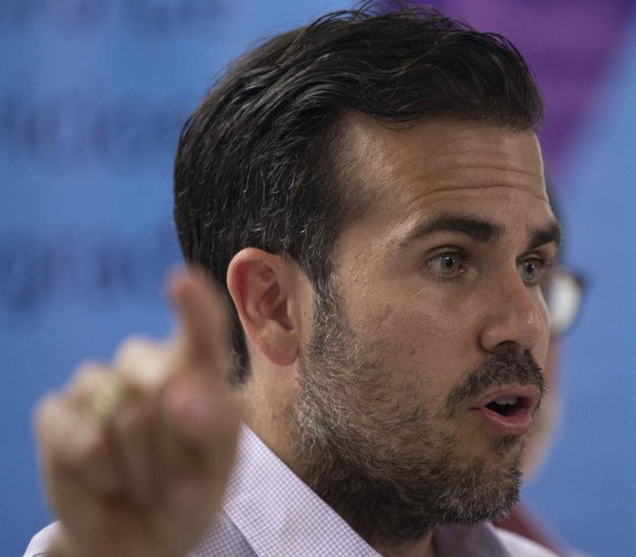 Rosselló indicó que el problema de violencia contra las mujeres es un asunto que el gobierno no puede trabajar solo. (semisquare-x3)