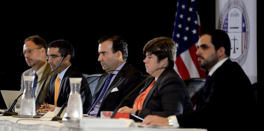 La Junta sostuvo que Rosselló firmó un presupuesto sin certificar por lo que no tiene ningún efecto. (horizontal-x3)