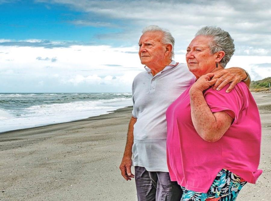 Nueva Zelanda: un pescador rescata a un bebé que flotaba en el mar (semisquare-x3)