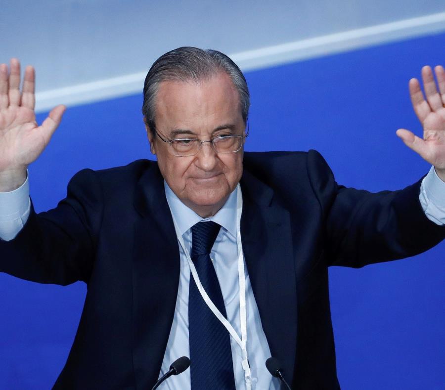 El presidente del Real Madrid, Florentino Pérez, durante su intervención en la Asamblea General ordinaria de la entidad. (Agencia EFE) (semisquare-x3)