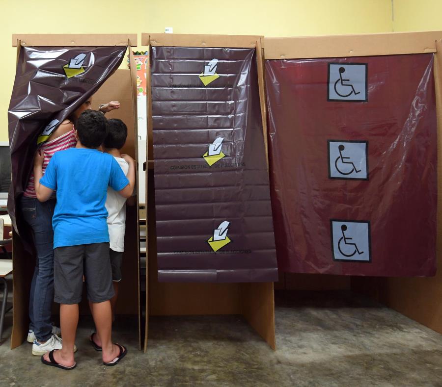 De acuerdo a los resultados divulgados la noche del evento, 507,499 electores participaron del plebiscito del 11 de junio. (semisquare-x3)