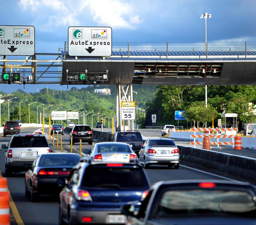 El secretario del DTOP, Carlos Contreras, dio hasta hoy a las compañías GILA y Metropistas, encargadas del AutoExpreso, a rendir cuentas. (semisquare-x3)