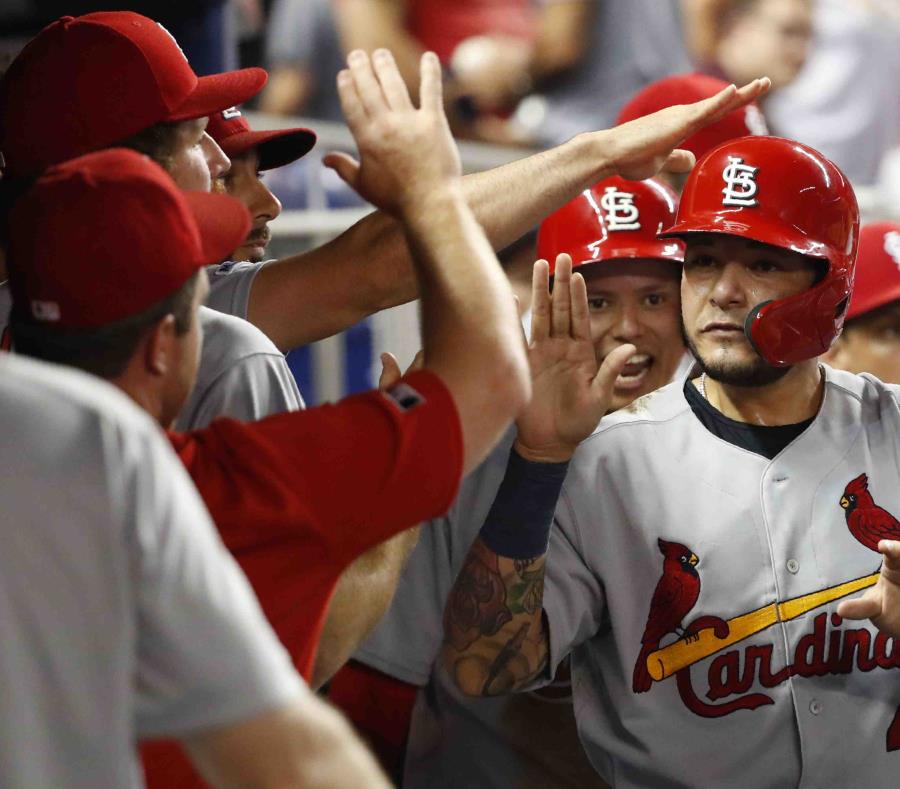 Molina se perdió 11 desafíos después de salir de un partido del pasado 29 de mayo. (AP / Wilfredo Lee) (semisquare-x3)