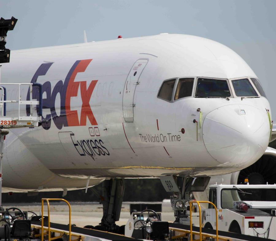 FedEx sede tiene sede en Memphis, Tennessee. (semisquare-x3)