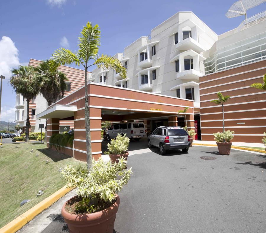 Dos personas que se infectaron fallecieron, pero la institución asegura que su muerte no tiene relación con el brote. (GFR Media) (semisquare-x3)