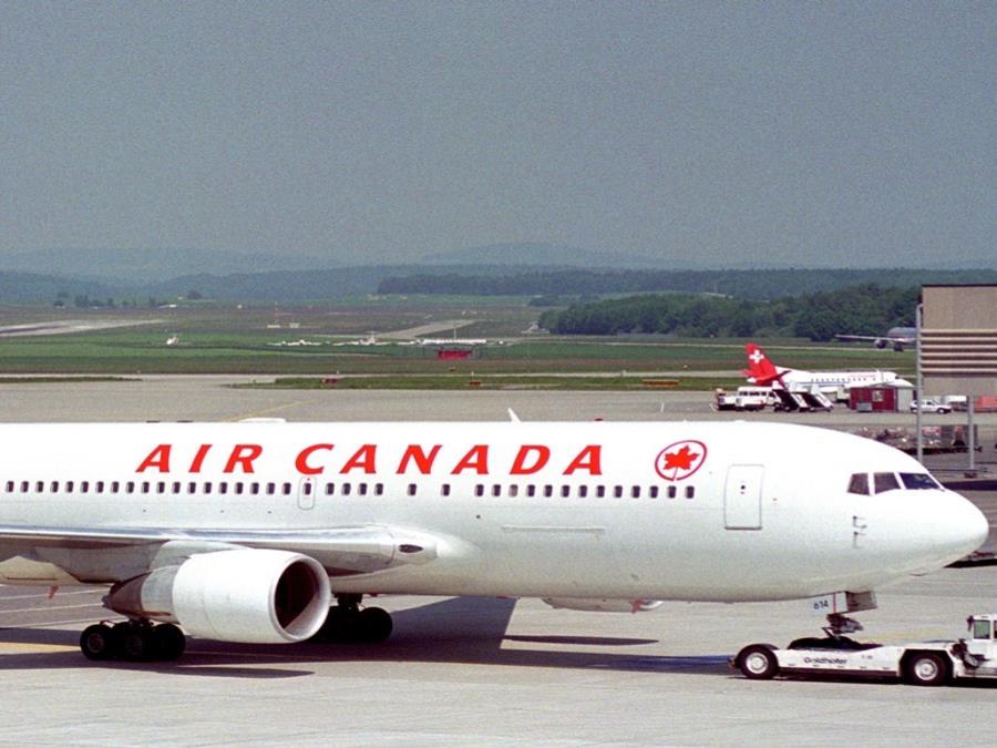 Canadienses podrán viajar con de marihuana en vuelos nacionales (semisquare-x3)