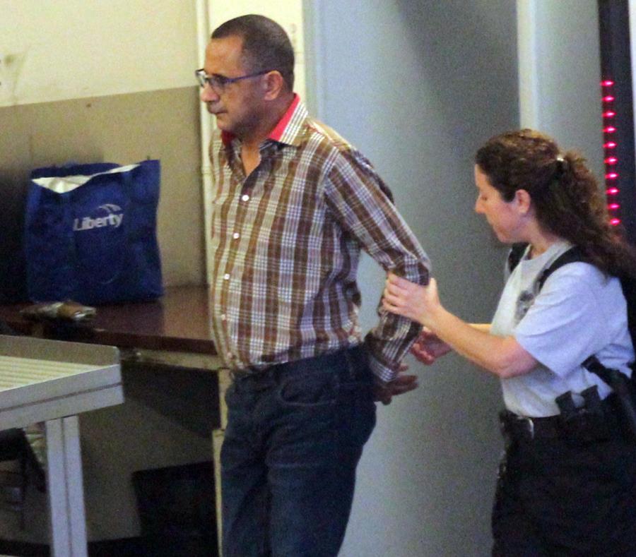 Al senador Abel Nazario se le imputa haber violado una ley federal laboral mientras fue alcalde de Yauco y mentirle al Departamento del Trabajo. (semisquare-x3)