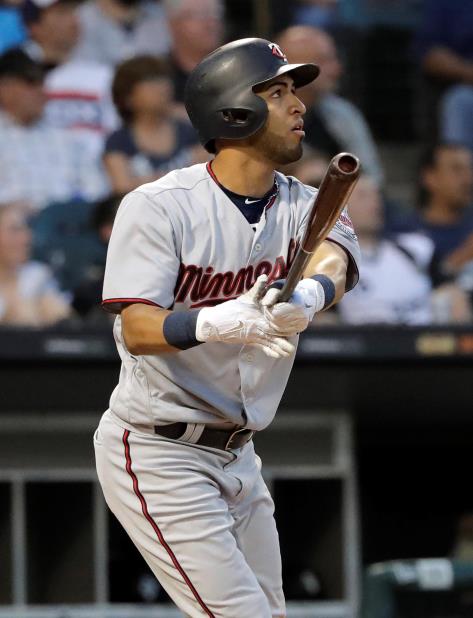 Eddie Rosario elevó su promedio a .296 con nueve vuelacercas y 29 remolcadas (líder de todos esos departamentos en el equipo). (AP / Nam Y. Huh) (vertical-x1)