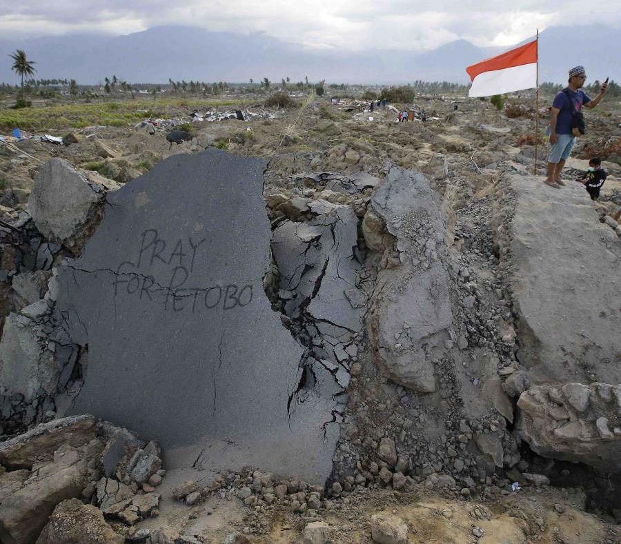 La escena después del sismo que estremeció a Petobo en Palu, en la provincia de Sulawesi Central, Indonesia, el 6 de octubre del 2018. (semisquare-x3)