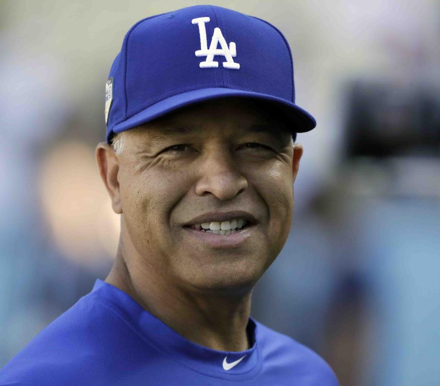 Dave Roberts, dirigente de los Dodgers. (AP) (semisquare-x3)