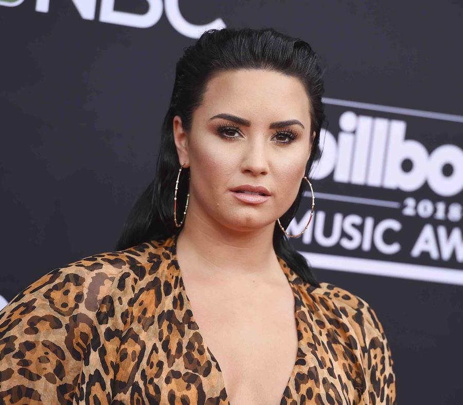 Demi Lovato. (AP) (semisquare-x3)