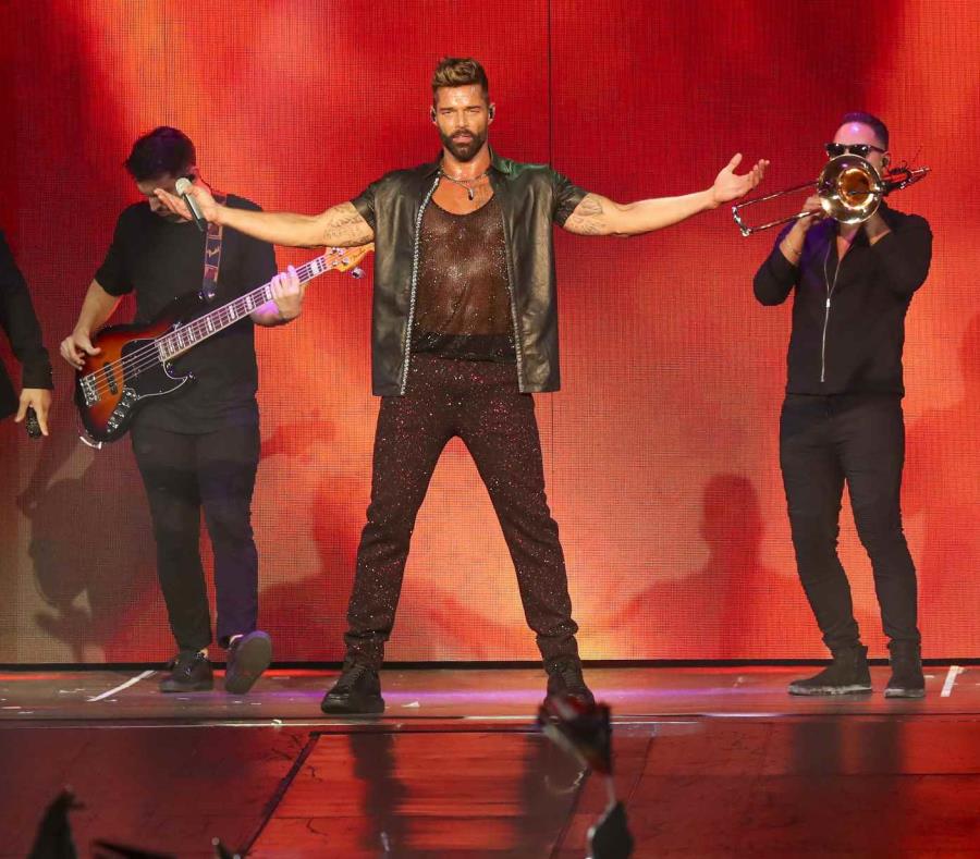 Ricky Martin se entrega a su gente El Nuevo Día
