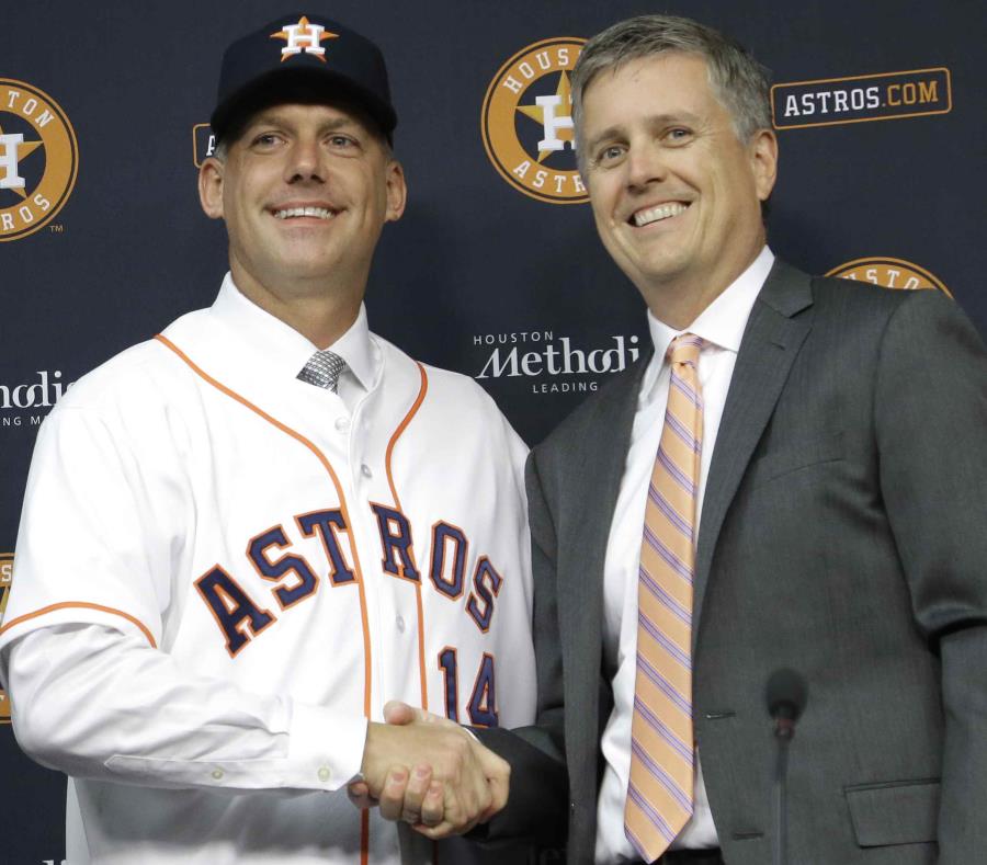 Cora A Traves De Los Astros