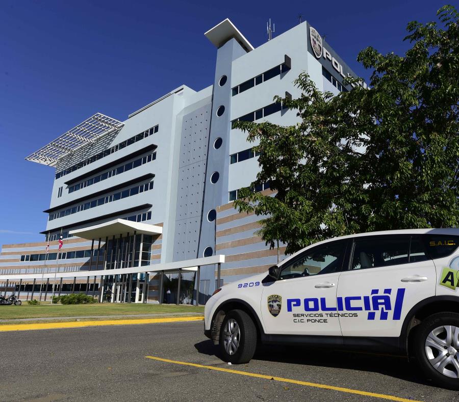 Debido al proceso de cierre y consolidación de cuarteles, Ponce vio una reducción en precintos de cinco a dos: La Villa y el Tuque. (GFR Media) (semisquare-x3)