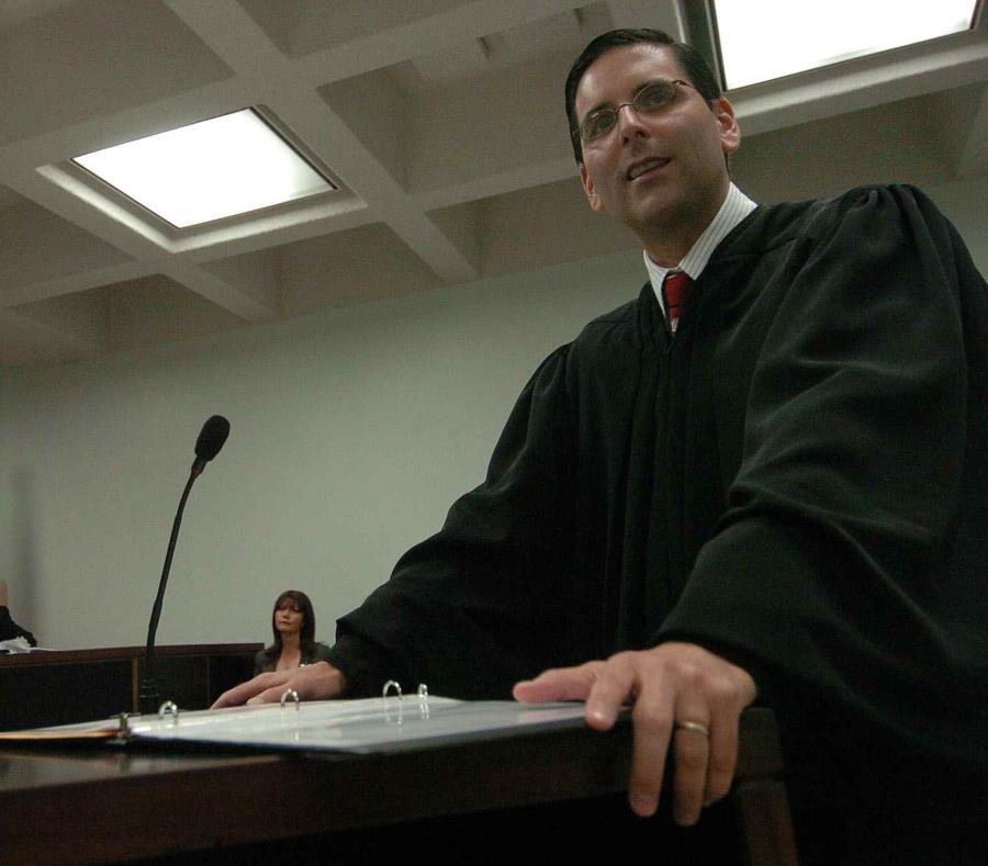 El juez presidente del Tribunal Federal para el Distrito de Puerto Rico, Gustavo A. Gelpí, reconoció que el número de casos que atienden los jueces ha incrementado considerablemente. (semisquare-x3)