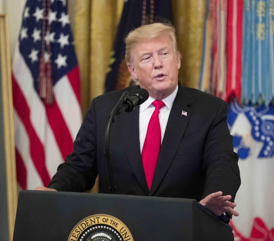 El presidente de los Estados Unidos, Donald Trump, recurrió a Twitter para hablar sobre Puerto Rico. (EFE) (semisquare-x3)