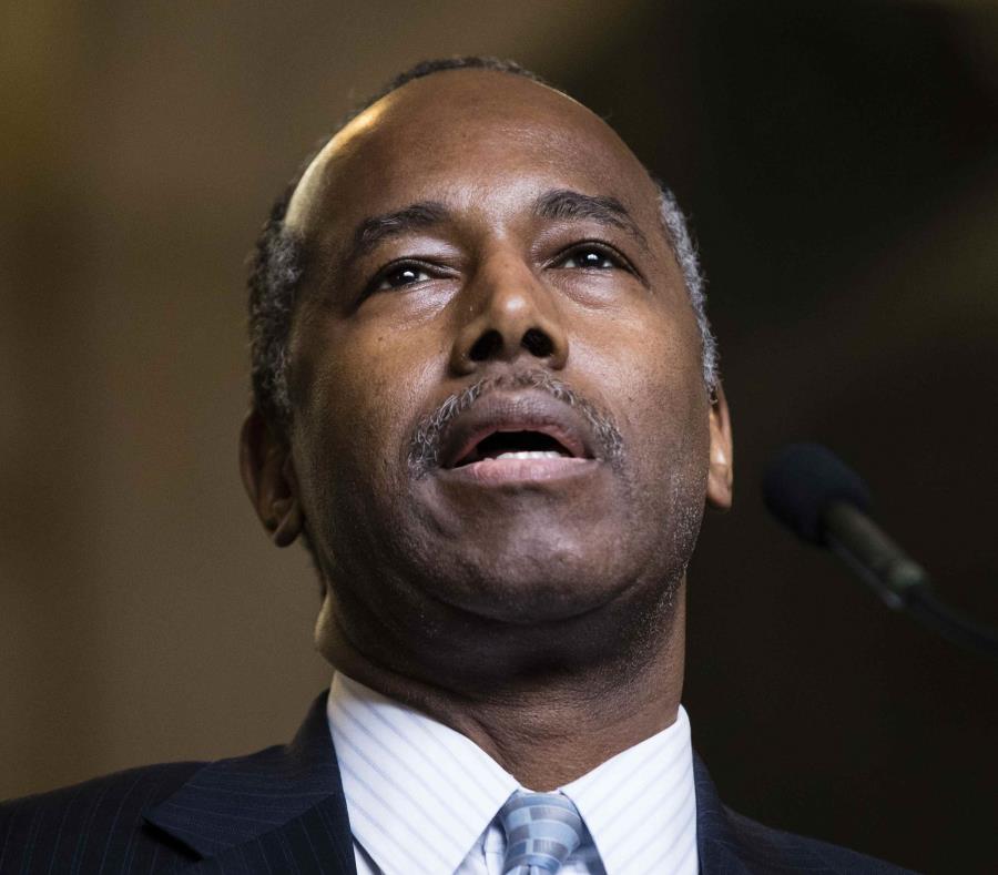 Ben Carson, secretario de Vivienda y Desarrollo Urbano (HUD) de EE.UU. (AP) (semisquare-x3)