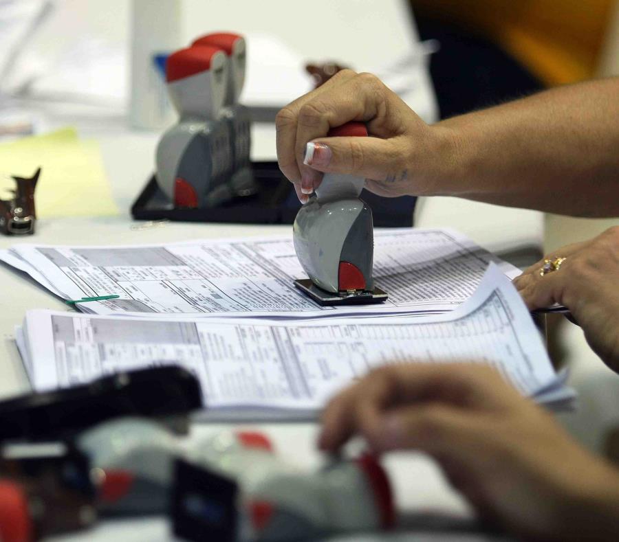 Los servicios serán de lunes a viernes entre las 8:00 a.m. y las 4:30 p.m. (semisquare-x3)