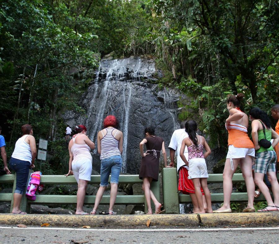 En la foto, la cascada la Coca en El Yunque. (GFR Media) (semisquare-x3)