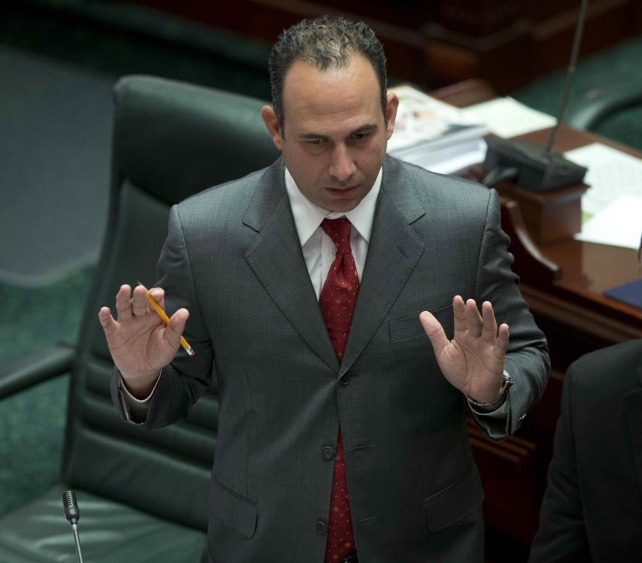 El exrepresentante Eduardo Ferrer recalcó que en el ámbito político, su hermano es el indicado para expresarse sobre su futuro político. (semisquare-x3)