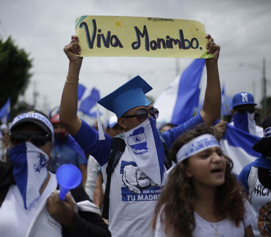 Denuncian nueva agresión de grupos oficialistas hacia los católicos en Nicaragua (semisquare-x3)