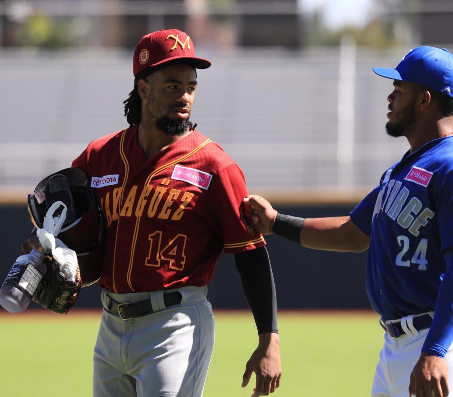 Henry Ramos y los Indios buscan el pase a la serie final en el round robin del béisbol invernal. (GFR Media) (semisquare-x3)