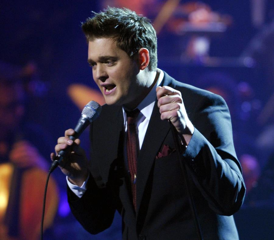 Michael Bublé dice que su hijo Noah, es su superhéroe real. (semisquare-x3)