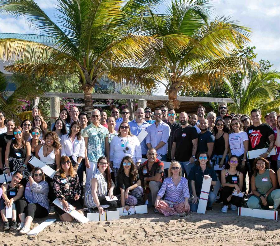 Los empleados de ambas agencias participaron de un Team Building como parte de la integración de equipos. (semisquare-x3)