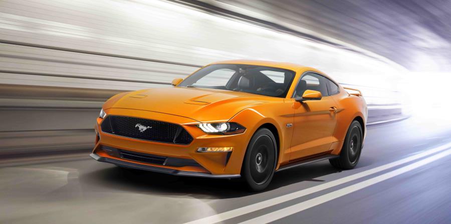 Ford Mustang (horizontal-x3)