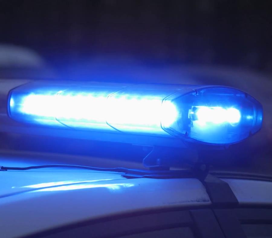 La mujer huyó de la escena pero las autoridades lograron arrestarla (semisquare-x3)