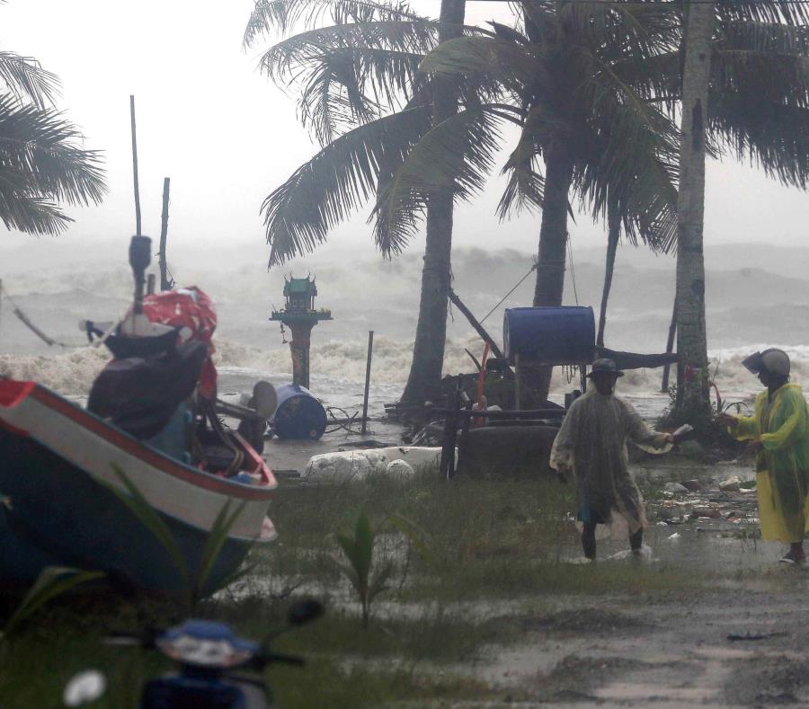 La tormenta tropical Pabuk golpea a Tailandia y provoca muertes y destrozos (semisquare-x3)