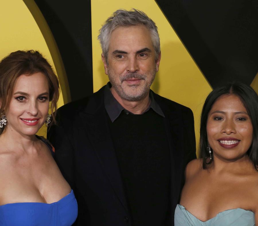 Marina de Tavira, Alfonso Cuarón y Yalitza Aparicio están nominados al Óscar. (semisquare-x3)