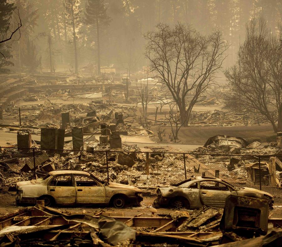 En la imagen, vista de viviendas arrasadas por un incendio en Edgewood Lane, Paradise, California, el 12 de noviembre de 2018 (semisquare-x3)