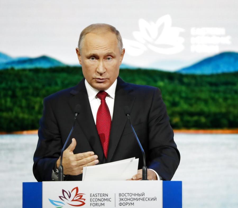 Vladimir Putin asegura que los supuestos atacantes de Skripal y su hija no son agentes militares. (semisquare-x3)