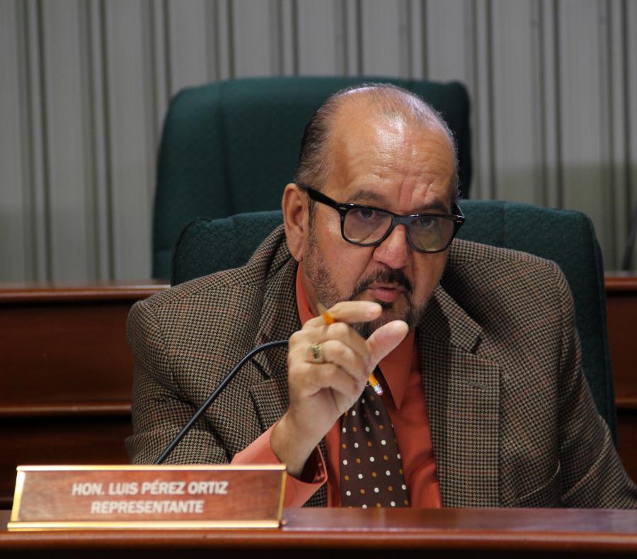 El legislador Luis Pérez Ortiz es el autor del Proyecto de la Cámara 1622, que fue respaldado ayer por el Departamento de la Vivienda (semisquare-x3)