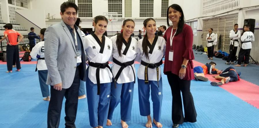 Arelis Medina, Fabiola Ruiz y Ana Figueroa, equipo de Poomsea que participó en Barranquilla. (horizontal-x3)