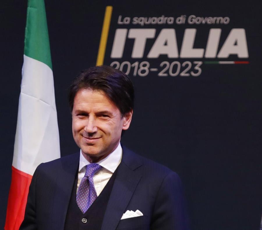 Giuseppe Conte (semisquare-x3)
