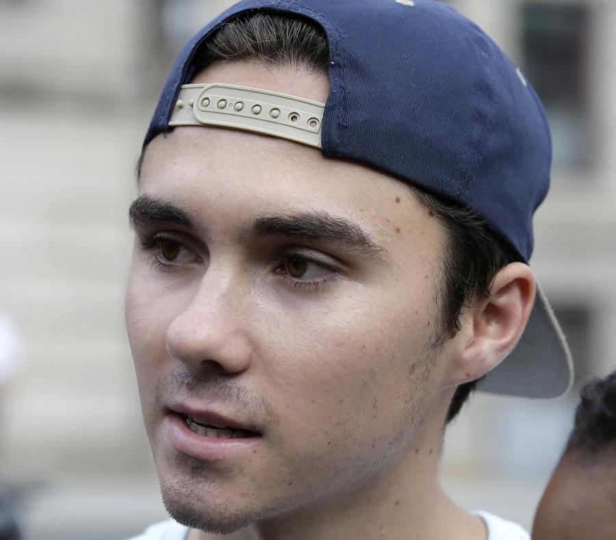 David Hogg ha sido una de las voces más prominentes en la búsqueda de medidas a favor del control de armas (semisquare-x3)