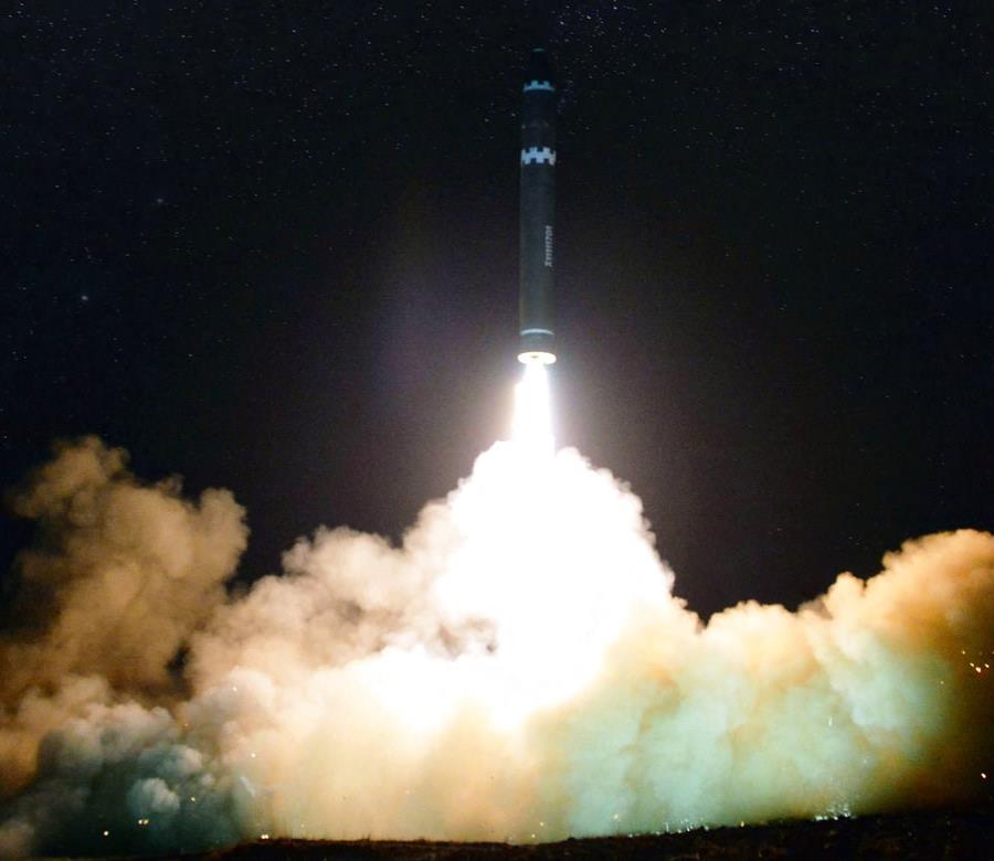 Corea del Sur revela por primera vez el tamaño del arsenal nuclear del régimen de Kim Jong-un (semisquare-x3)