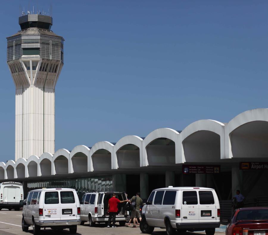 El aeropuerto internacional Luis Muñoz Marín. (GFR Media) (semisquare-x3)