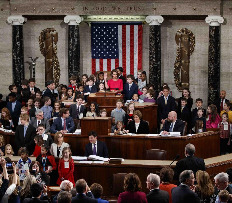 Filtran 'escandaloso' baile de la congresista más joven — Estados Unidos Filtran 'escandaloso' baile de la congresista más joven — Estados Unidos
