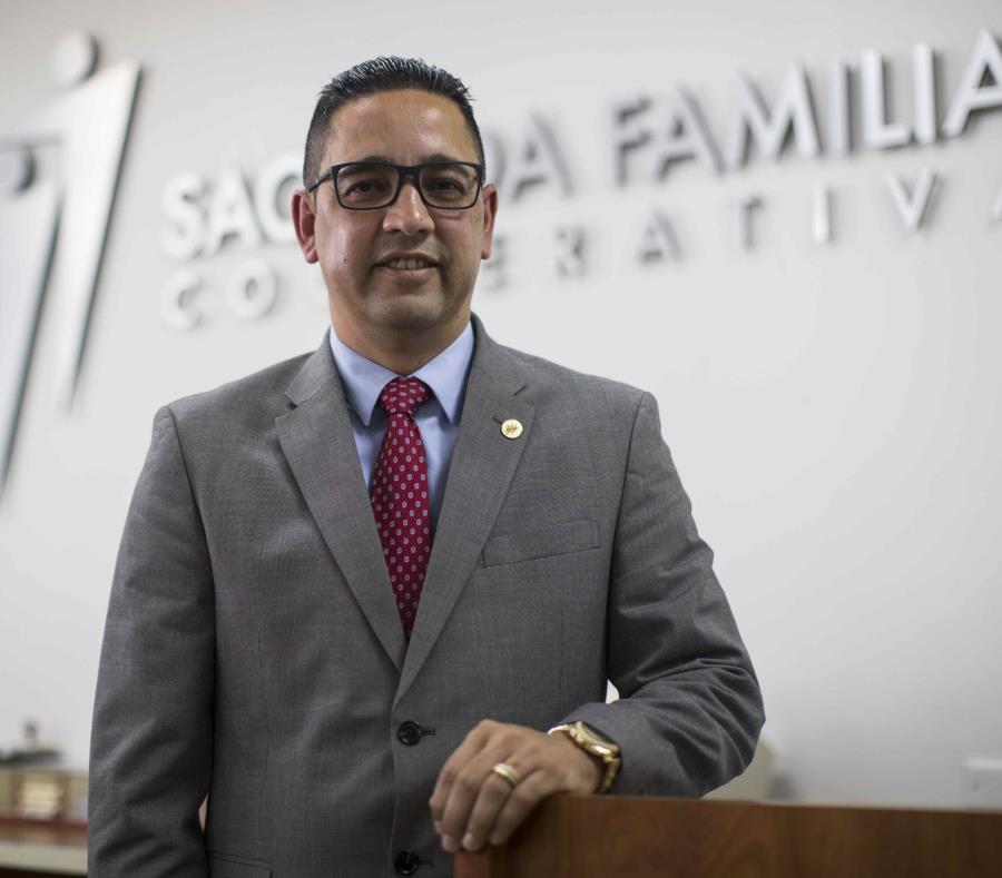 Eddie Alicea, presidente de la Cooperativa Sagrada Familia (semisquare-x3)