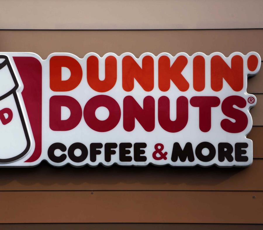La cadena de donas y café se manifestó “perturbada” por el incidente. (AP) (semisquare-x3)