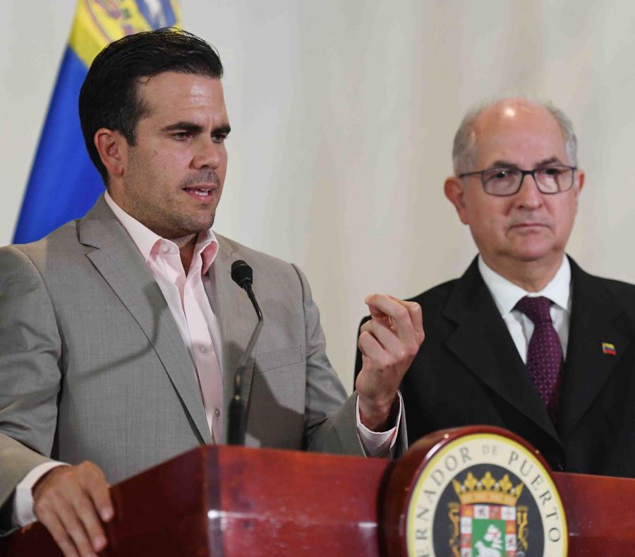 El gobernador de Puerto Rico, Ricardo Rosselló, firmó un acuerdo con el exalcalde de Caracas, Antonio Ledezma, para ayudar y asistir a la oposición política del régimen venezolano. (GFR Media) (semisquare-x3)
