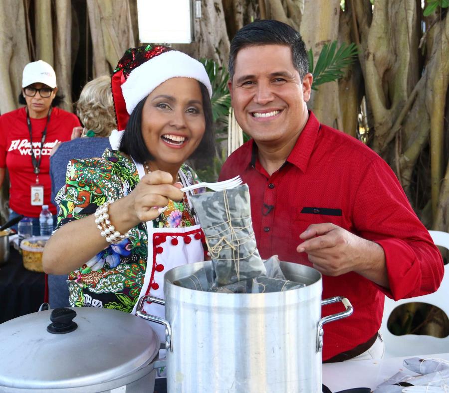 Keylla Hernández junto a Normando Valentín. (semisquare-x3)
