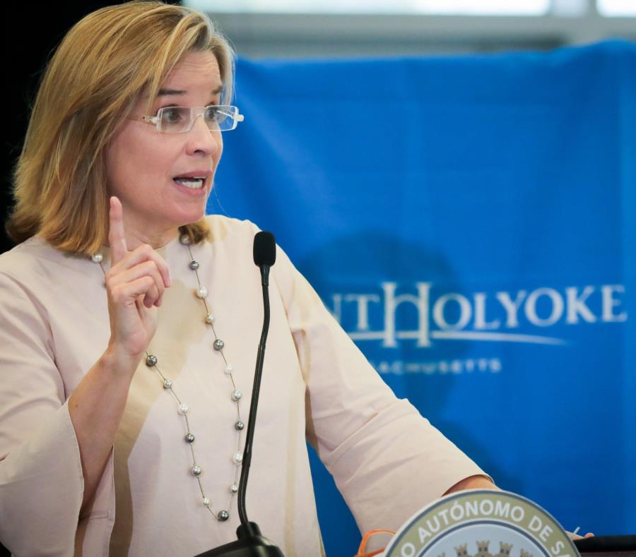 La alcaldesa anticipó que acudirá hasta el Tribunal Supremo para dar la batalla legal contra el exinspector de la Policía Municipal Heriberto Pagán Concepción. (Suministrada) (semisquare-x3)
