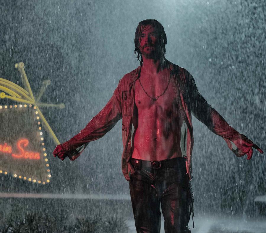 Chris Hemsworth muestra su talento al punto de que se consiidera que este es el mejor personaje de su carrera (semisquare-x3)