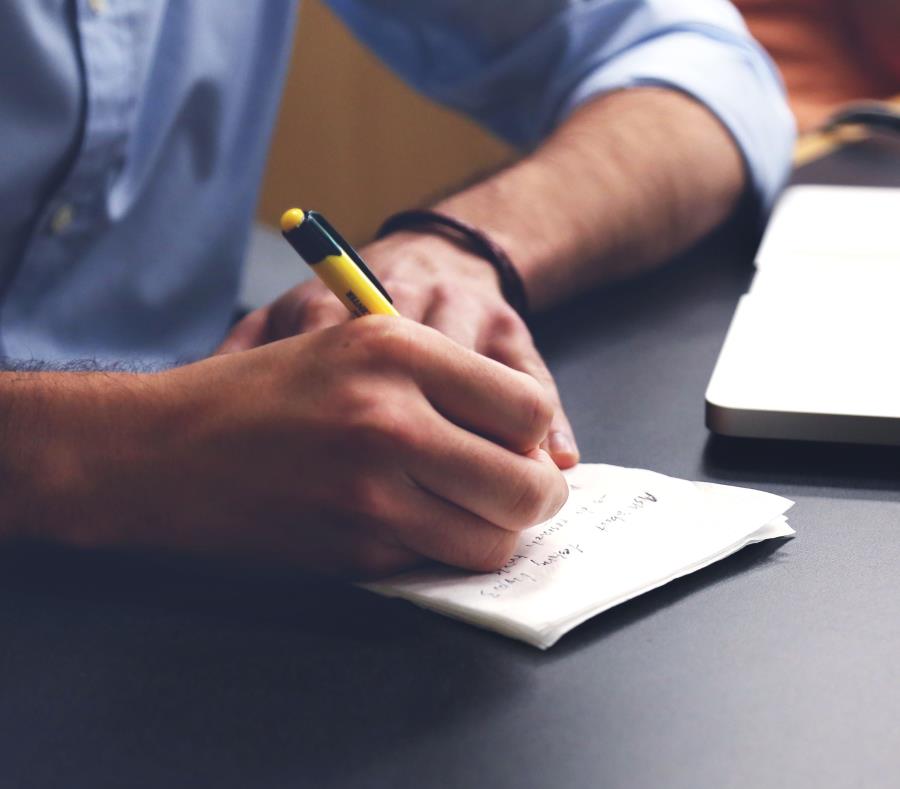 Si posees información para esclarecer el delito, puedes llamar de manera confidencial al (787) 343-2020. (Pexels) (semisquare-x3)